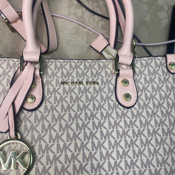 Michael kors bag - Picture 2 of 3